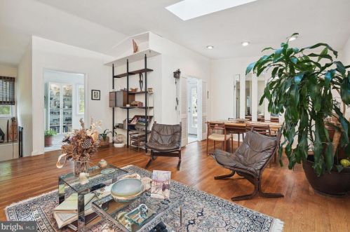 14100 Arctic Ave, Rockville MD 20853-2617 exterior