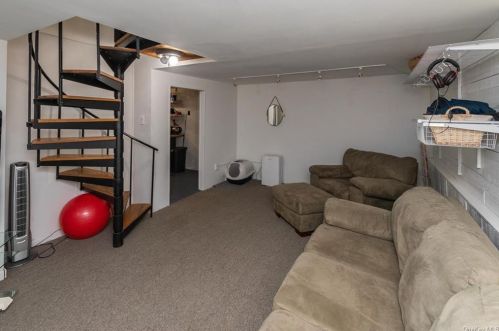 506 Vassar Rd, Poughkeepsie NY 12603-5733 exterior