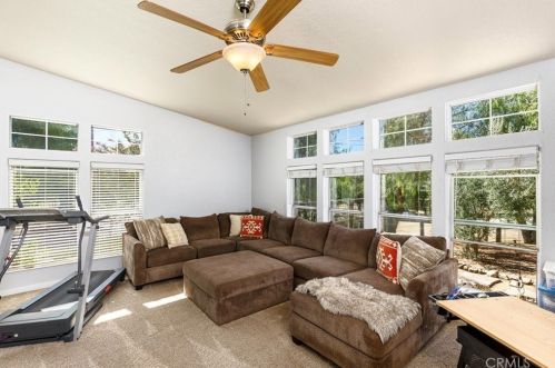 38430 Grn Mdw Rd, Temecula CA 92592-8444 exterior