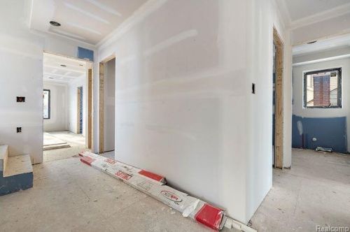 1852 Holland St, Bham MI 48009-6856 exterior