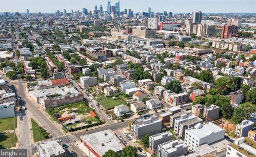 2204 Marshall St, Philadelphia PA 19120-3739 exterior