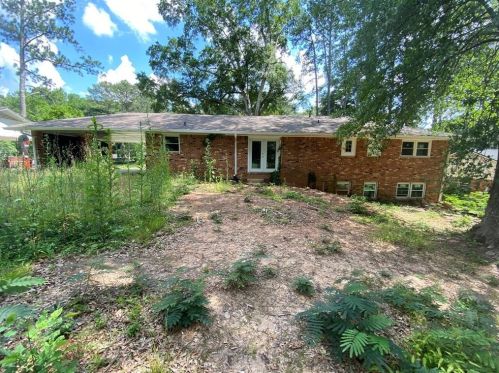 2793 Hayden Dr, Atlanta GA 30344-1057 exterior