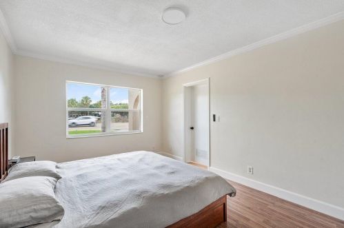 658 Palmetto Park Rd, Boca Raton FL  33486-3560 exterior