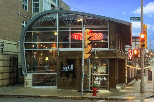 1925 Water St, Milwaukee WI  53202-1583 exterior