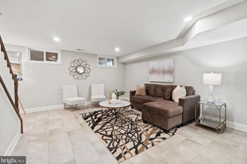 1429 Montello Ave, Washington DC 20002-2863 exterior