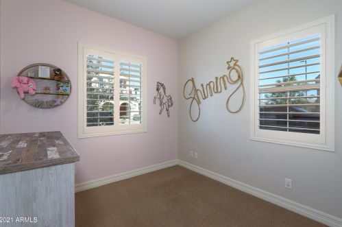 2913 Ebony Dr, Chandler AZ 85286 exterior