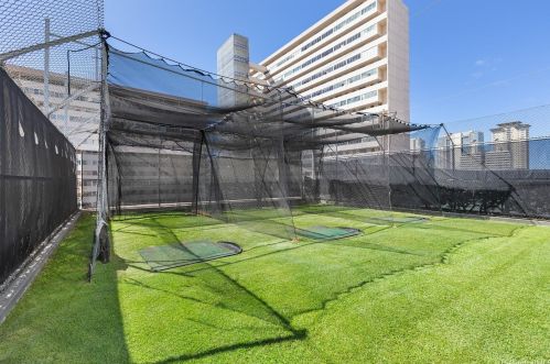 2333 Kapiolani Blvd, Honolulu HI  96826-4485 exterior