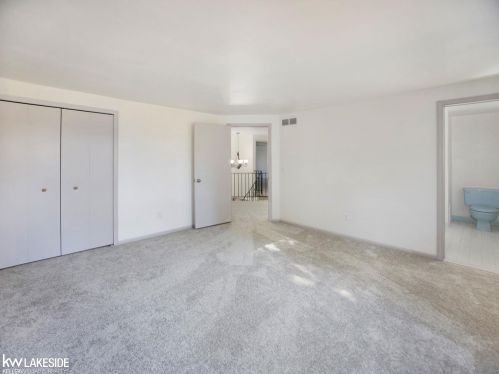 2681 Powderhorn Rdg Rd, Rochester MI 48309-1339 exterior