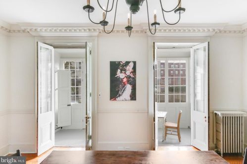 5800 Greene St, Philadelphia PA  19144-2704 exterior