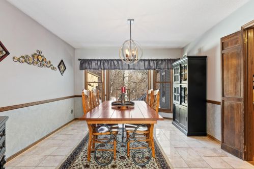 7853 131 St, Saint Paul MN 55124-9703 exterior