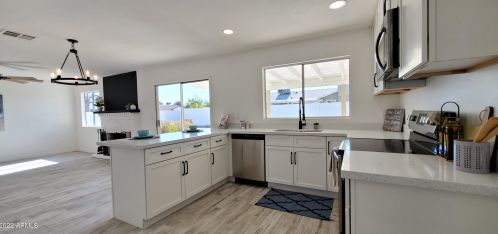 447 Caroline Ln, Chandler AZ 85225-7028 exterior