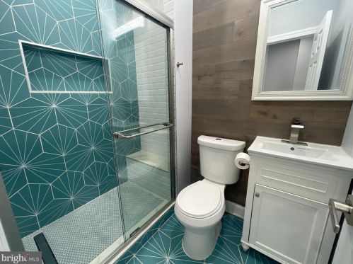 1617 Allengrove St, Philadelphia PA  19124-2729 exterior