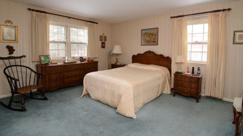 478 Allison St, Elmhurst IL 60126-4602 exterior