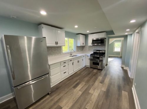 12524 Wood St, Chicago IL 60827-5931 exterior