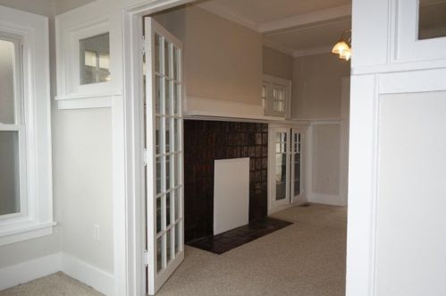 1027 Mirror St, Pittsburgh PA 15217-2645 exterior