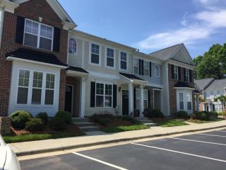 17 Blue Stone Ln, Greensboro NC  27407-4197 exterior