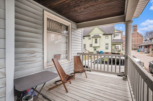 224 Old Orchard Pl, Kalamazoo MI  49007-3717 exterior