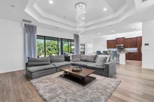 3376 Atlantic Cir, Naples FL 34119-8636 exterior