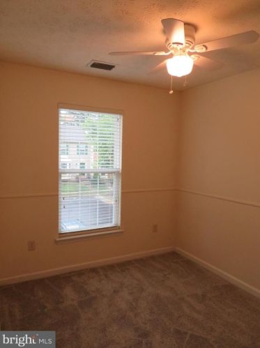 225 Foxmanor Ln, Glen Burnie MD 21061-6349 exterior