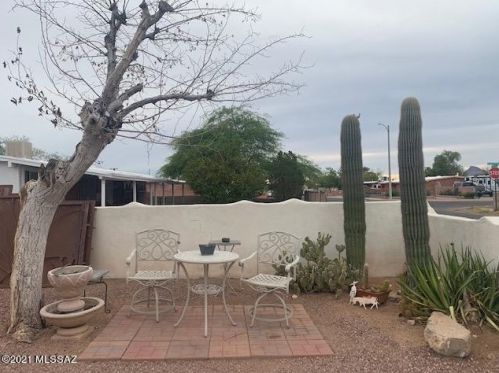 265 Calle Antonia, Tucson, AZ 85706-5303