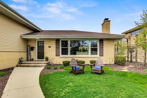 874 Prospect Ave, Elmhurst, IL 60126-4867