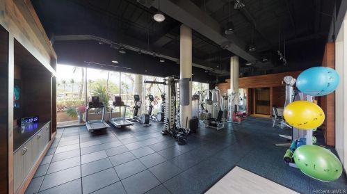 1888 Kalakaua Ave, Honolulu HI  96815-1510 exterior