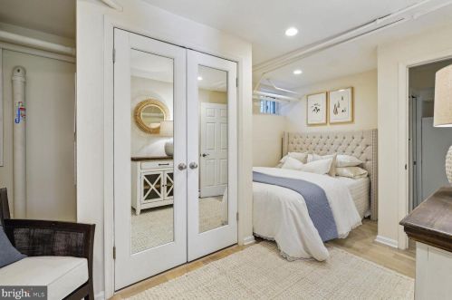 5220 Klingle St, Washington DC 20016-2657 exterior