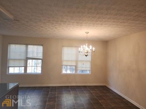 1732 Redan, Lithonia GA  30058-2610 exterior