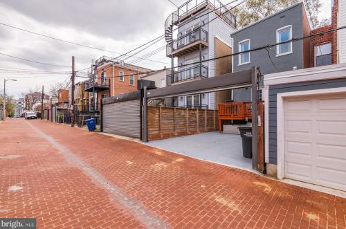 42 Quincy Pl, Washington DC 20001-1107 exterior