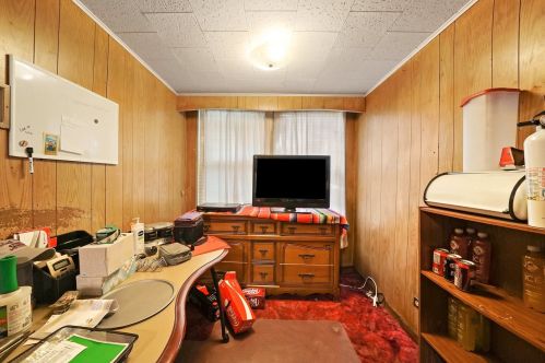 8417 Brandon Ave, Chicago IL 60617-4457 exterior