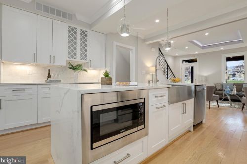 5102 9th St, Washington DC  20011-3918 exterior