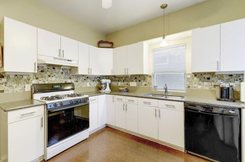 604 Fletcher St, Austin TX 78704-5031 exterior