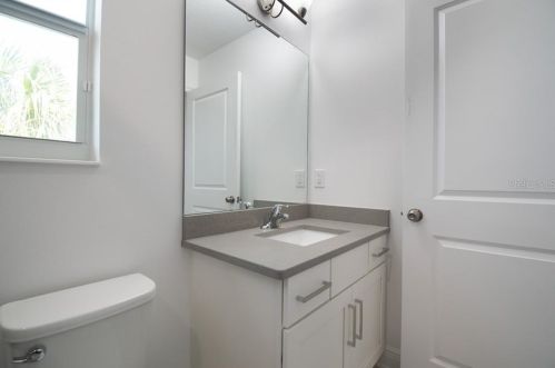 2113 Carmen St, Tampa FL 33606-1202 exterior