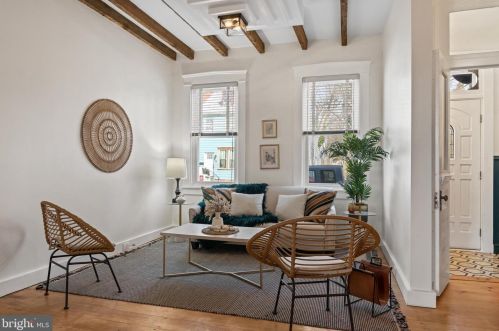 460 Queen St, Lancaster PA  17603-5618 exterior