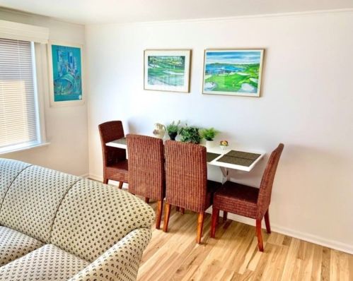 8532 Houston Ave, Chicago IL 60617-2543 exterior