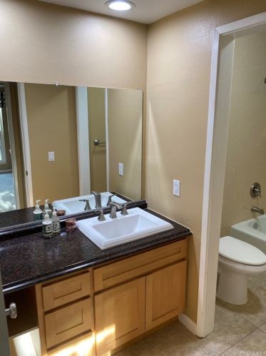 2922 Persimmon Pl, Fullerton CA 92835-2218 exterior