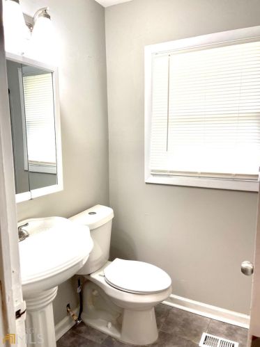 101 Harper Rd, Atlanta GA  30315-6505 exterior