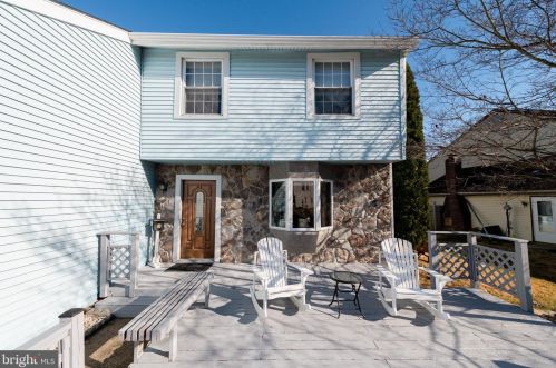 8 Crabapple Ct, Blenheim, NJ 08012-4302