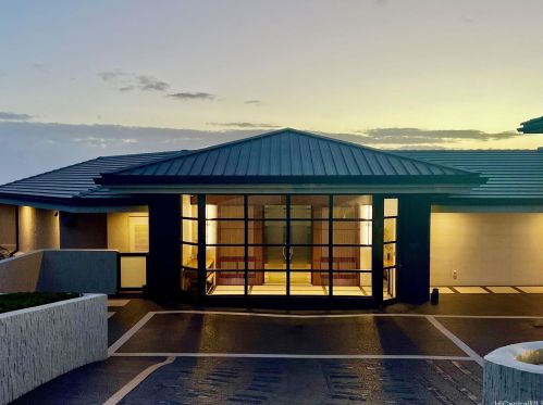 360 Puuikena Dr, Honolulu HI 96821-0025 exterior