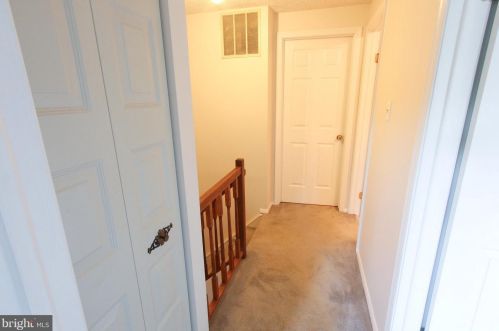 7800 Havenside Ter, Rockville MD 20855-2261 exterior