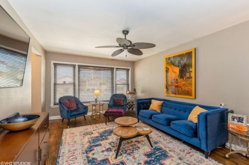 5933 64th St, Chicago, IL 60638-5411