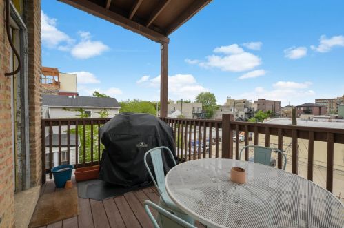 2357 Ohio St, Chicago IL 60624-1443 exterior