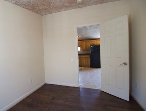 85 Acushnet Ave, Springfield MA 01105-2216 exterior