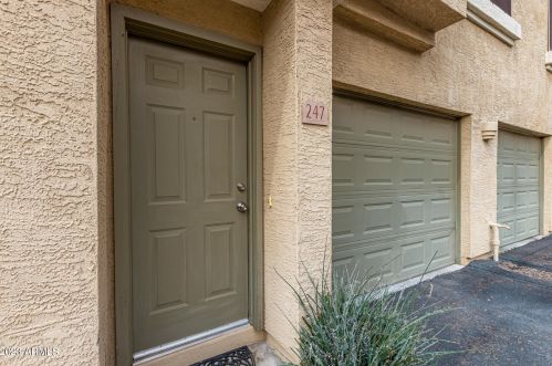 1716 Cortez St, Phoenix AZ 85020-1322 exterior