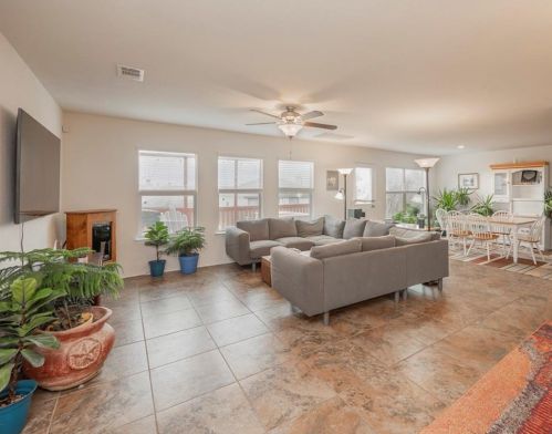 5629 Emma Thompson Way, Austin TX 78747-1711 exterior