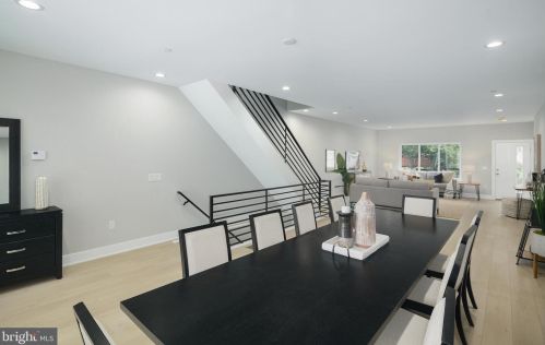 429 Lemonte St, Philadelphia PA 19128-4534 exterior