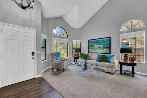 120 Hazelmere Dr, Folsom CA 95630-5522 exterior