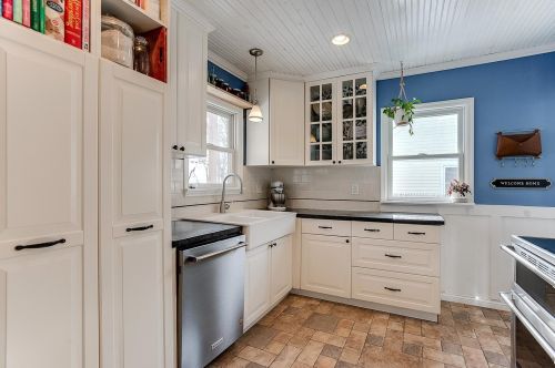 616 8 Ave, South Saint Paul MN 55075-1608 exterior