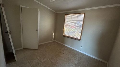 4 Lk Dr, Huntsville TX 77320-0237 exterior