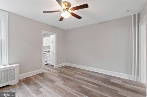 263 Krams Ave, Philadelphia PA 19128-4747 exterior